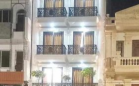 Quang Minh Hotel